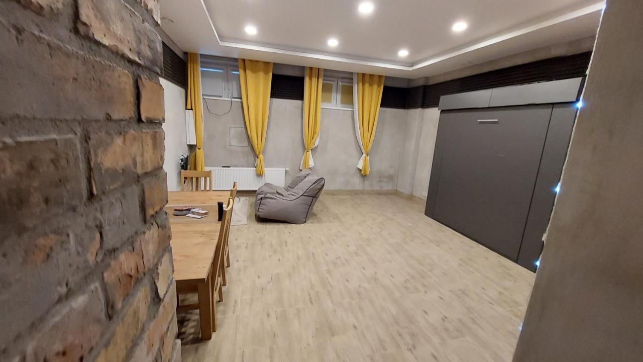 Fun And Chill Patalpu Ir Pirties Nuoma Appartement Vilnius Buitenkant foto